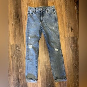 Women’s GAP distressed jeans